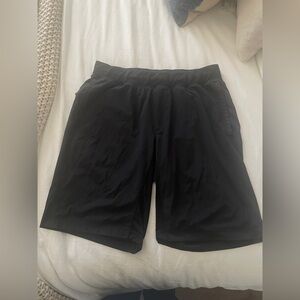 Lululemon men’s black shorts size XL